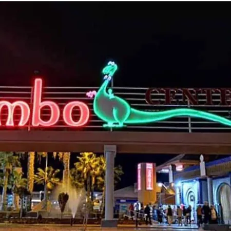 Zona Yumbo Playa del Ingles (Gran Canaria)